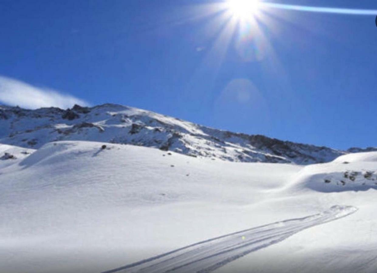 Acogedor Apartamento En El Corazon Del Valle Les Bordes Buitenkant foto